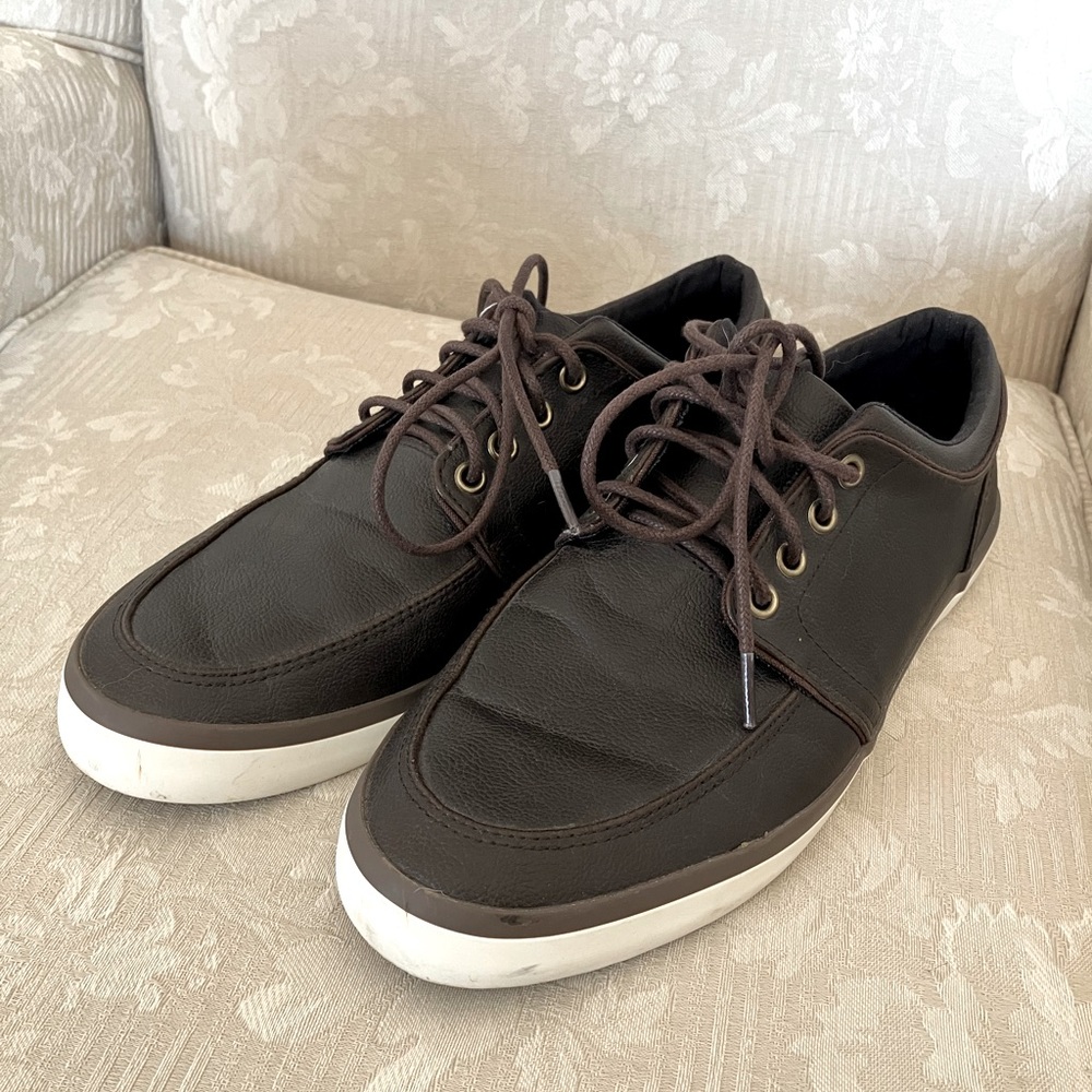 Men’s Casual Leather Shoes 10